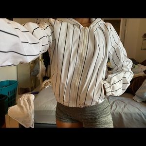 Wind breaker crop jacket